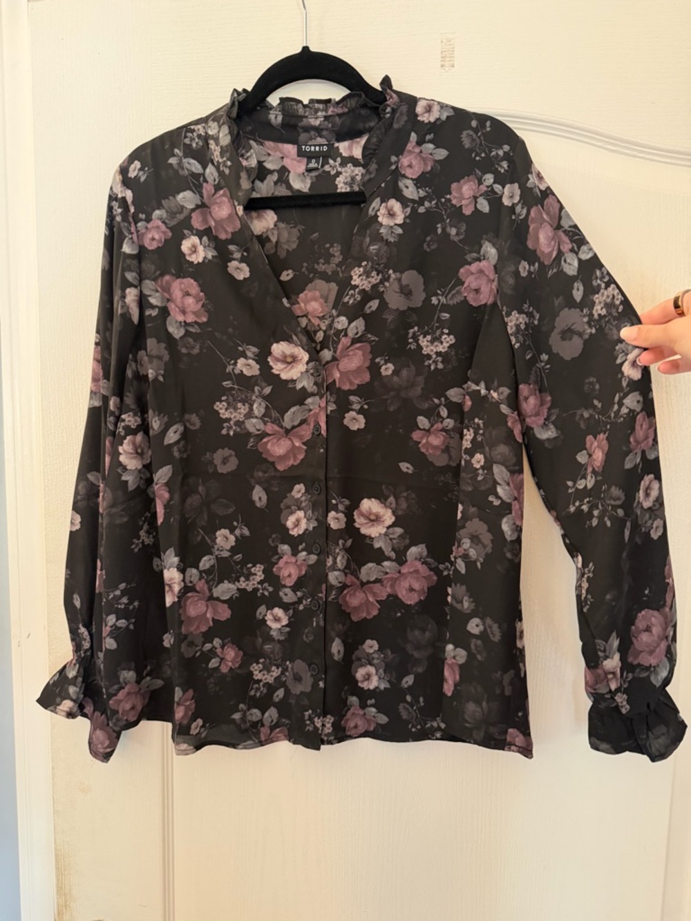 torrid Black Floral V-Neck Blouse with Mauve Flowers